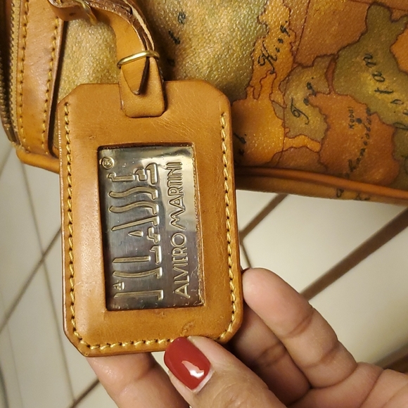 Alviero Martini Prima Classe World Map - Picture 4 of 12